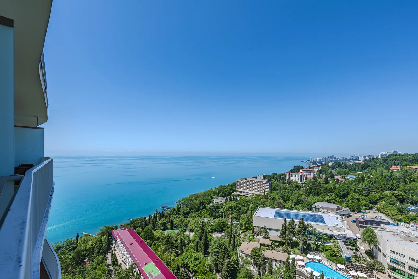 Апартаменты 113 м², 3-комн., Актер Гэлакси, Сочи – фото 2