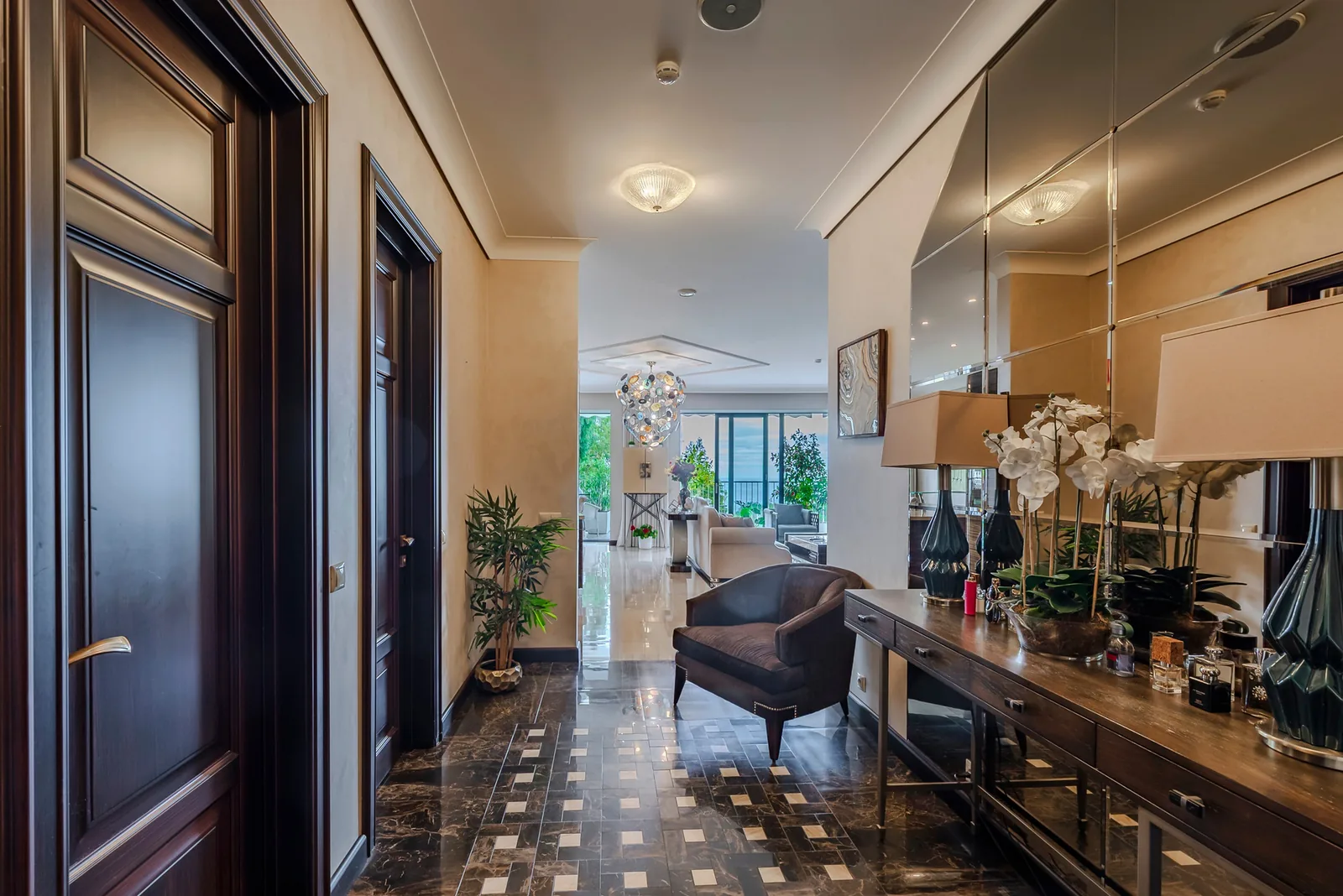 Апартаменты 190 м², 3-комн., Актер Гэлакси, Сочи – фото 6