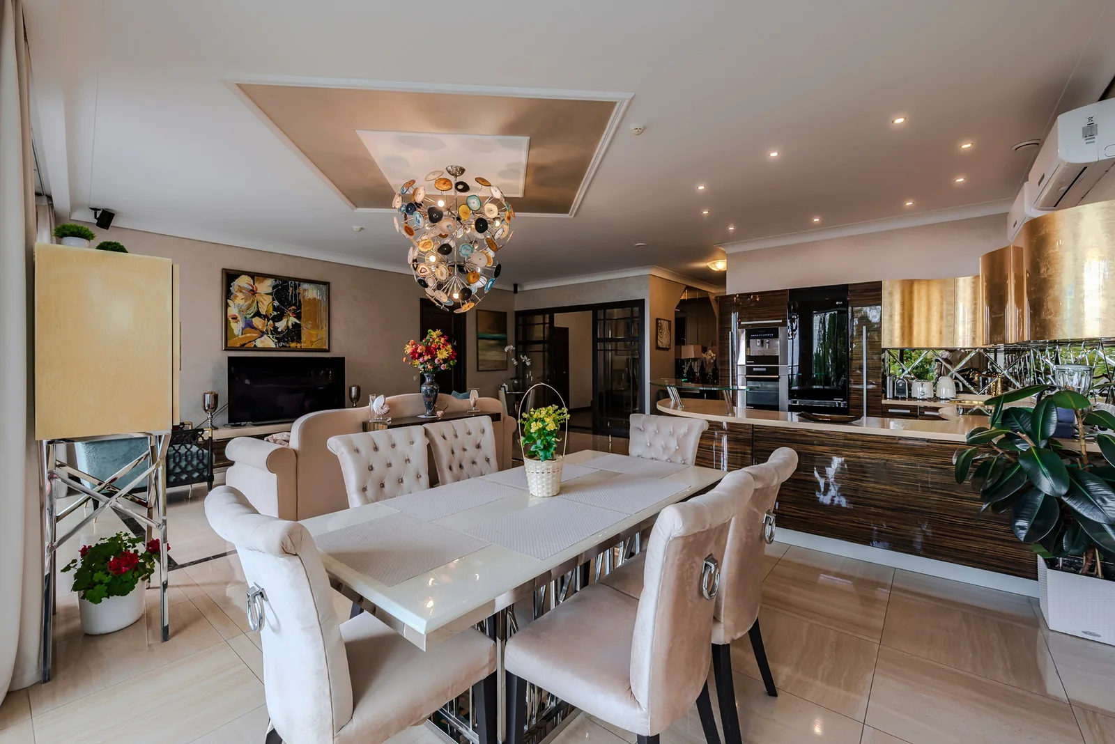 Апартаменты 190 м², 3-комн., Актер Гэлакси, Сочи – фото 7