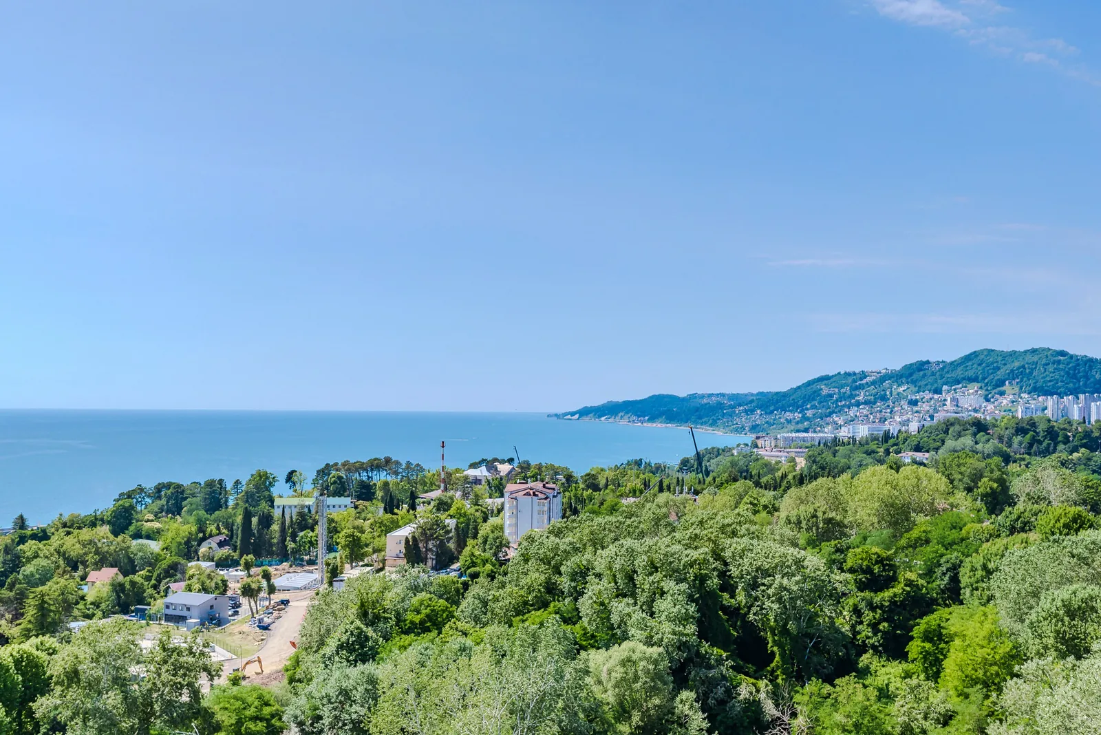 Апартаменты 67 м², 3-комн., Беларусь, Сочи – фото 7