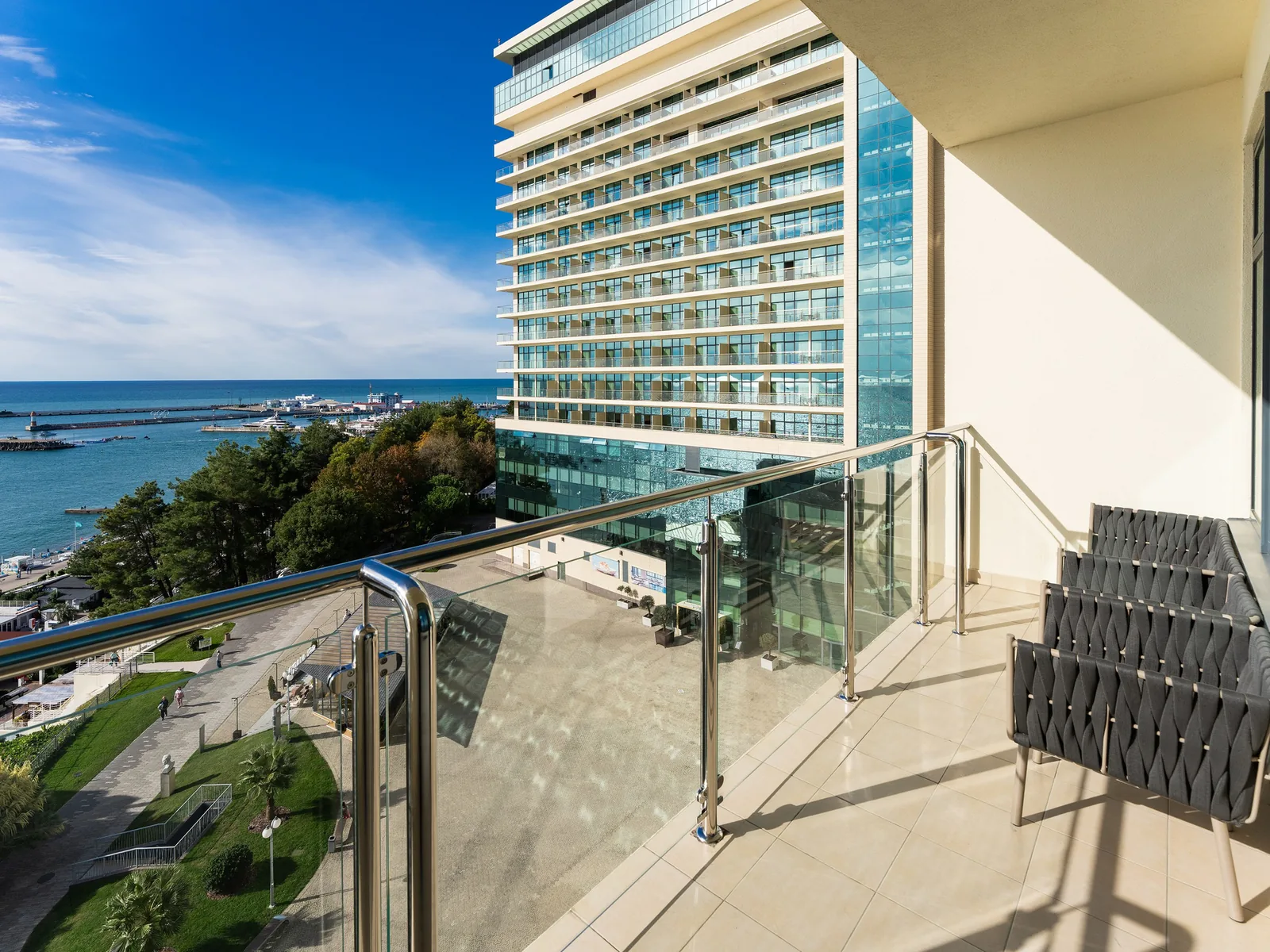 Апартаменты 108 м², 3-комн., Бревис, Сочи – фото 25