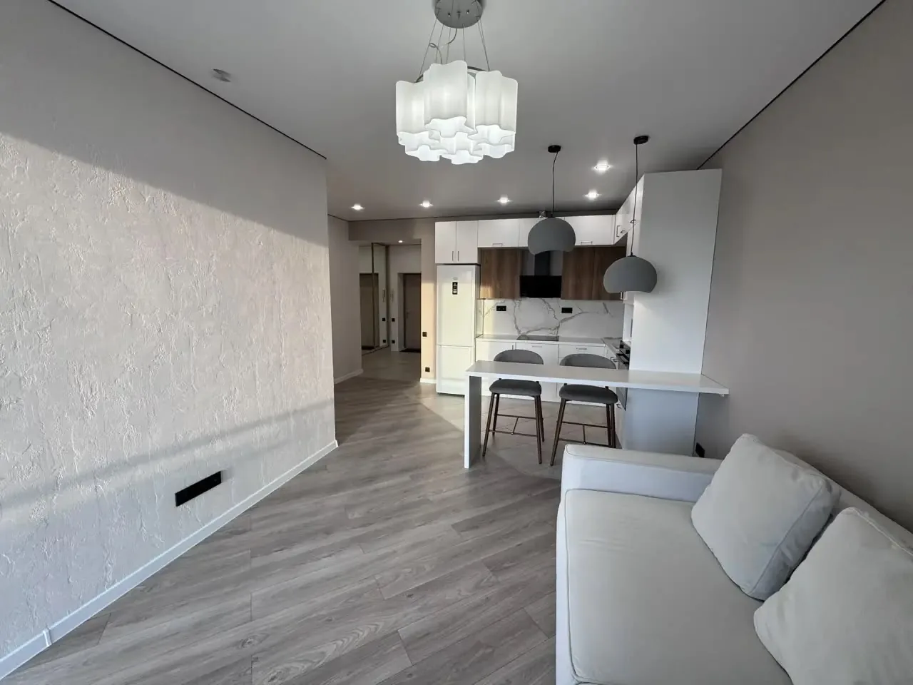Квартира 70 м², 2-комн., Идеал Хаус, Сочи – фото 6