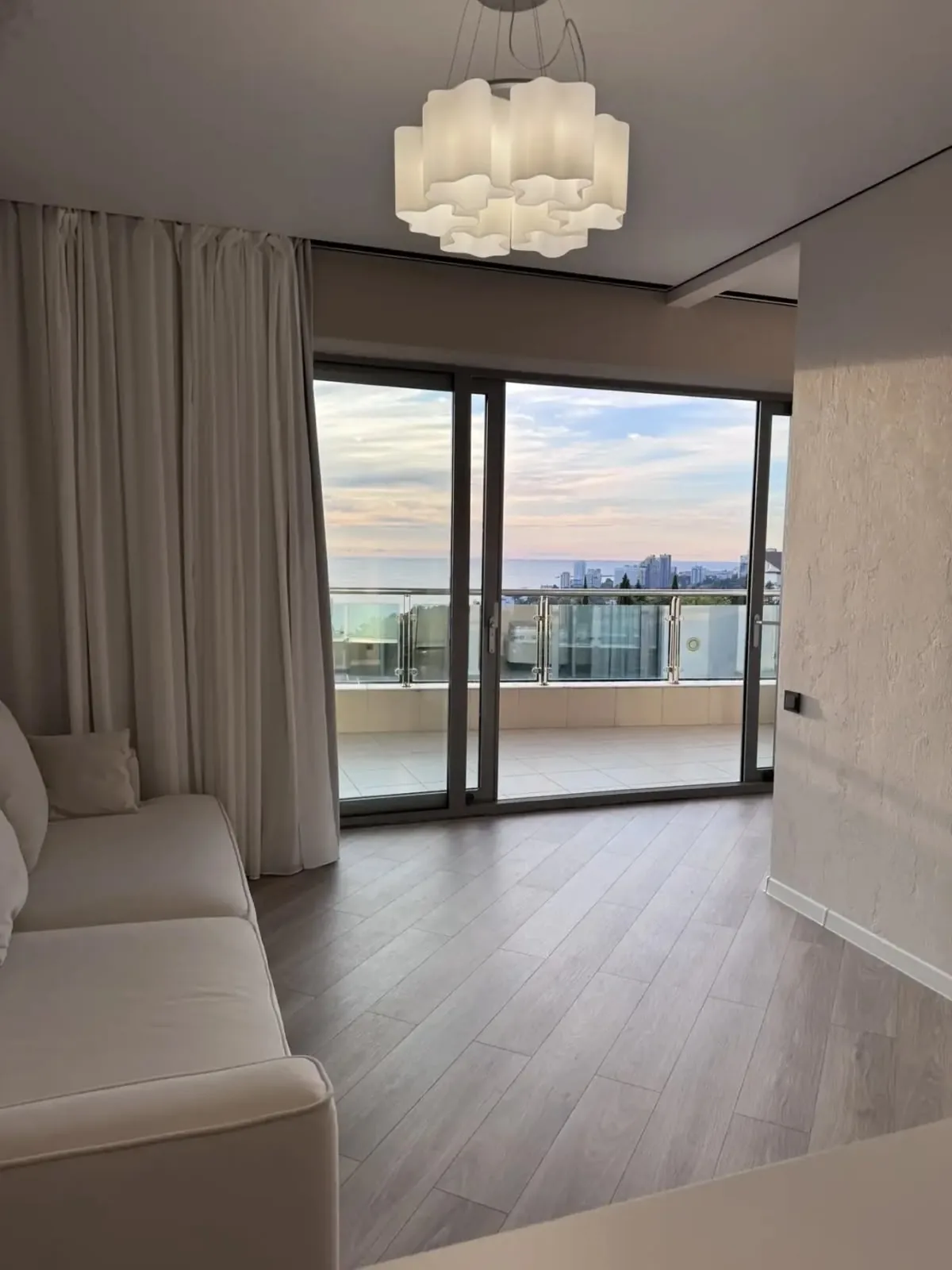Квартира 70 м², 2-комн., Идеал Хаус, Сочи – фото 9