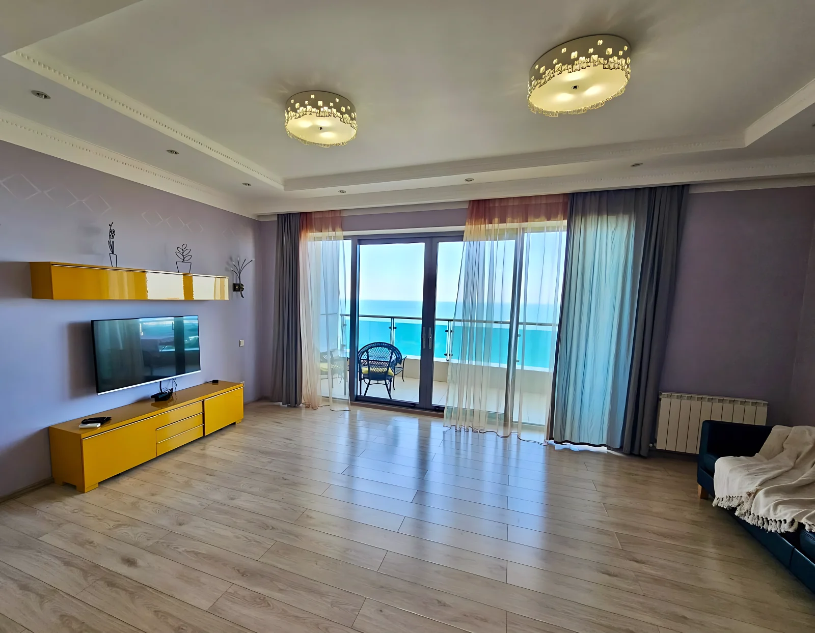 Квартира 88 м², 3-комн., Идеал Хаус, Сочи