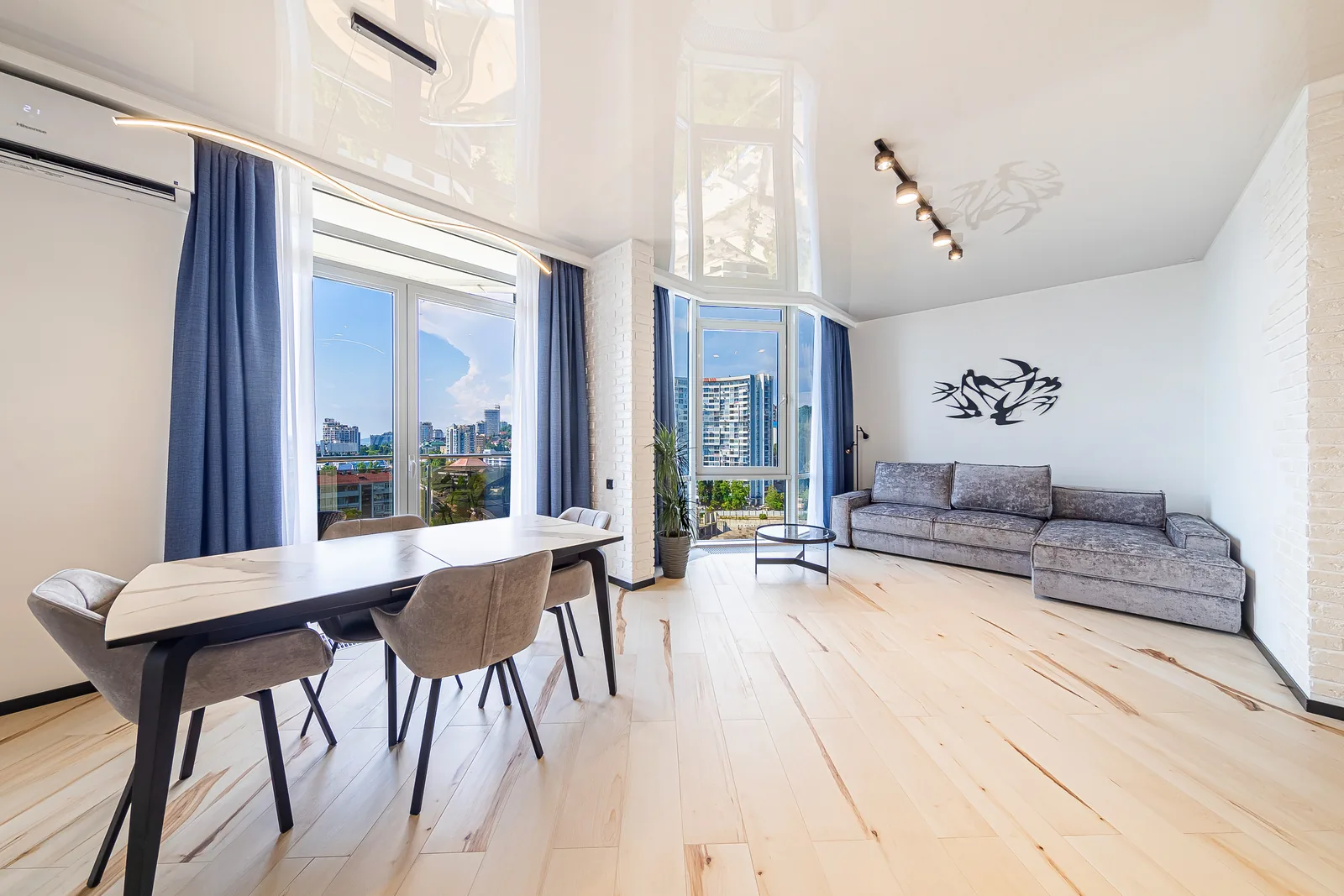 Квартира 100 м², 3-комн., микрорайон Светлана, Сочи