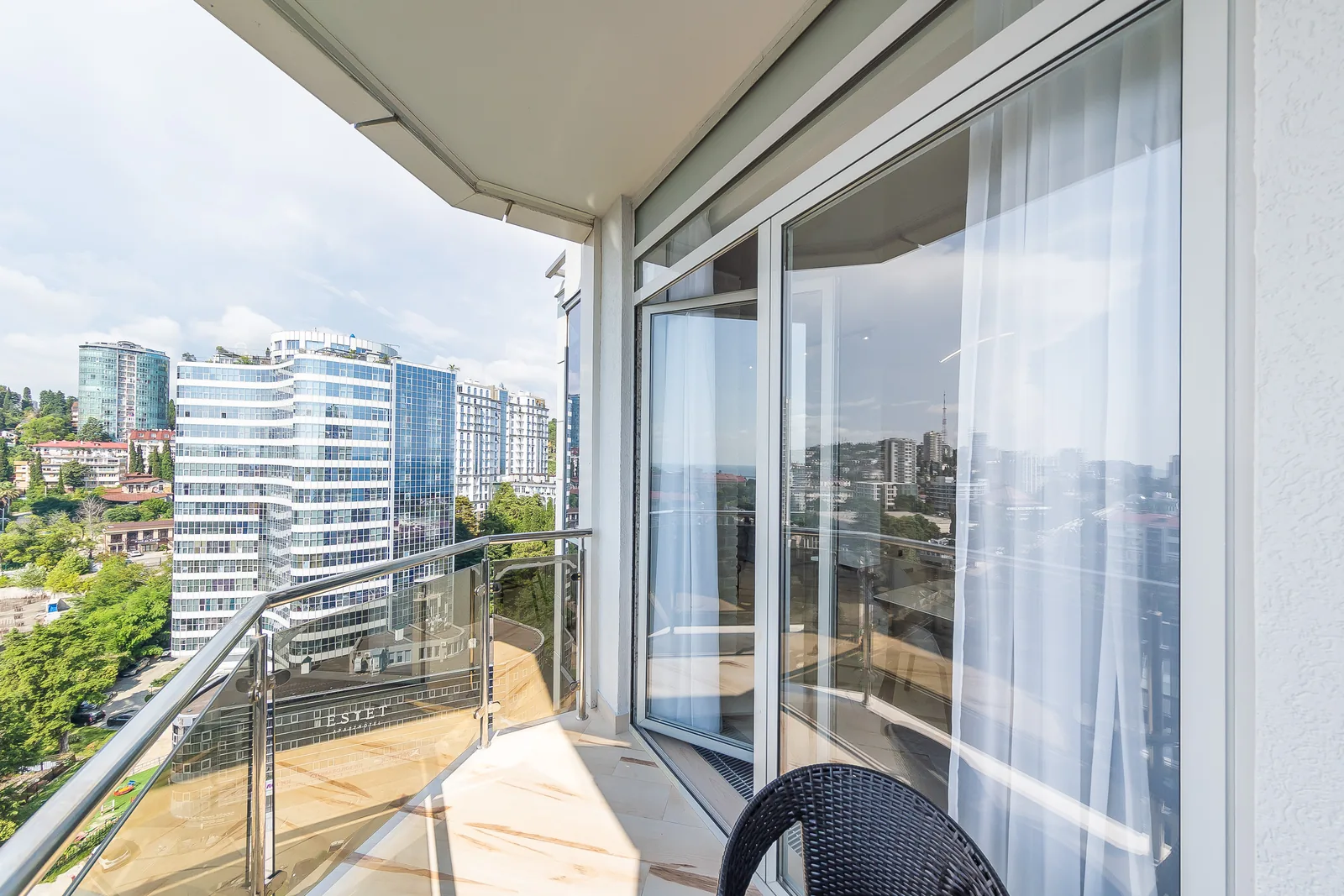 Квартира 100 м², 3-комн., микрорайон Светлана, Сочи – фото 25