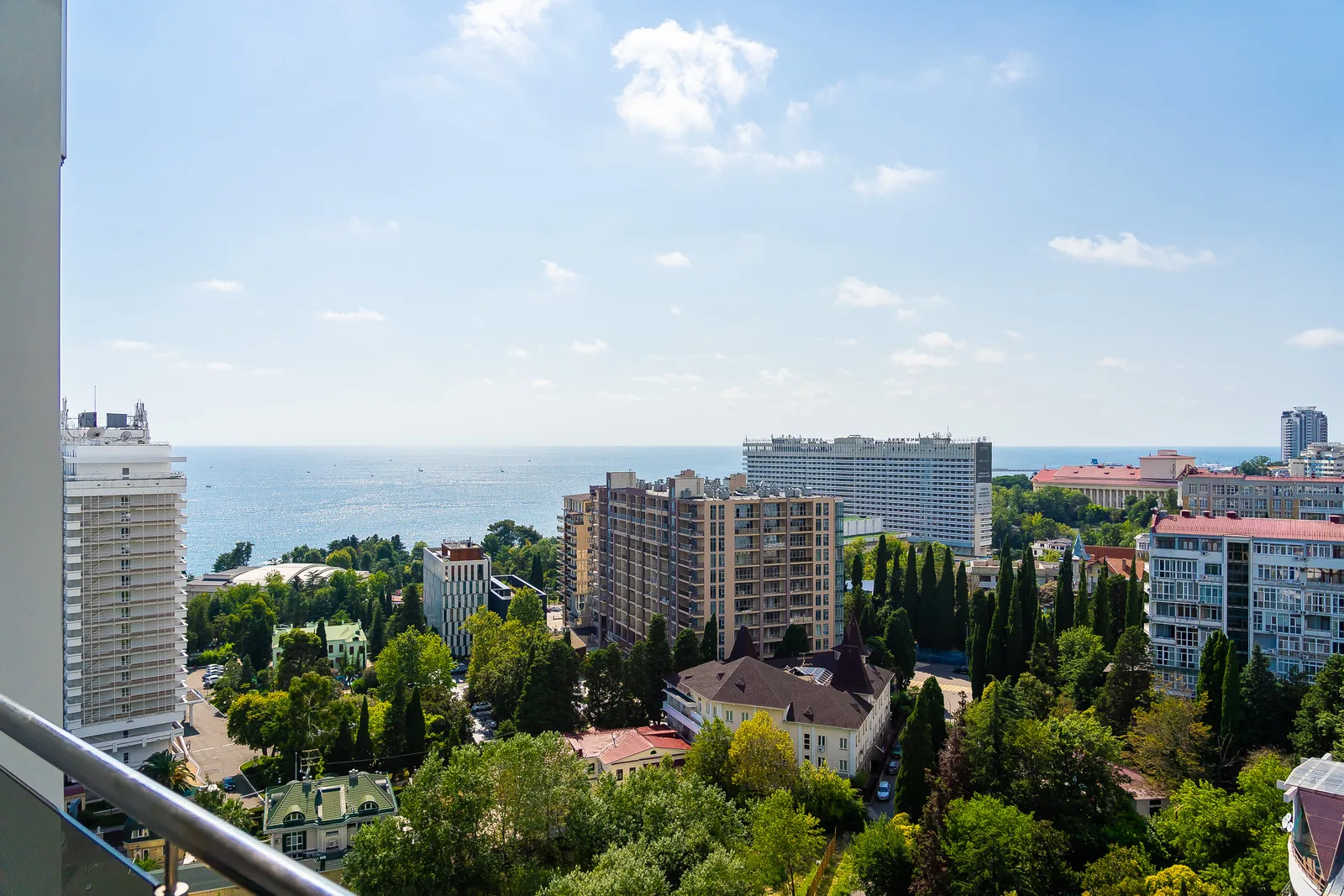 Квартира 100 м², 3-комн., микрорайон Светлана, Сочи – фото 27