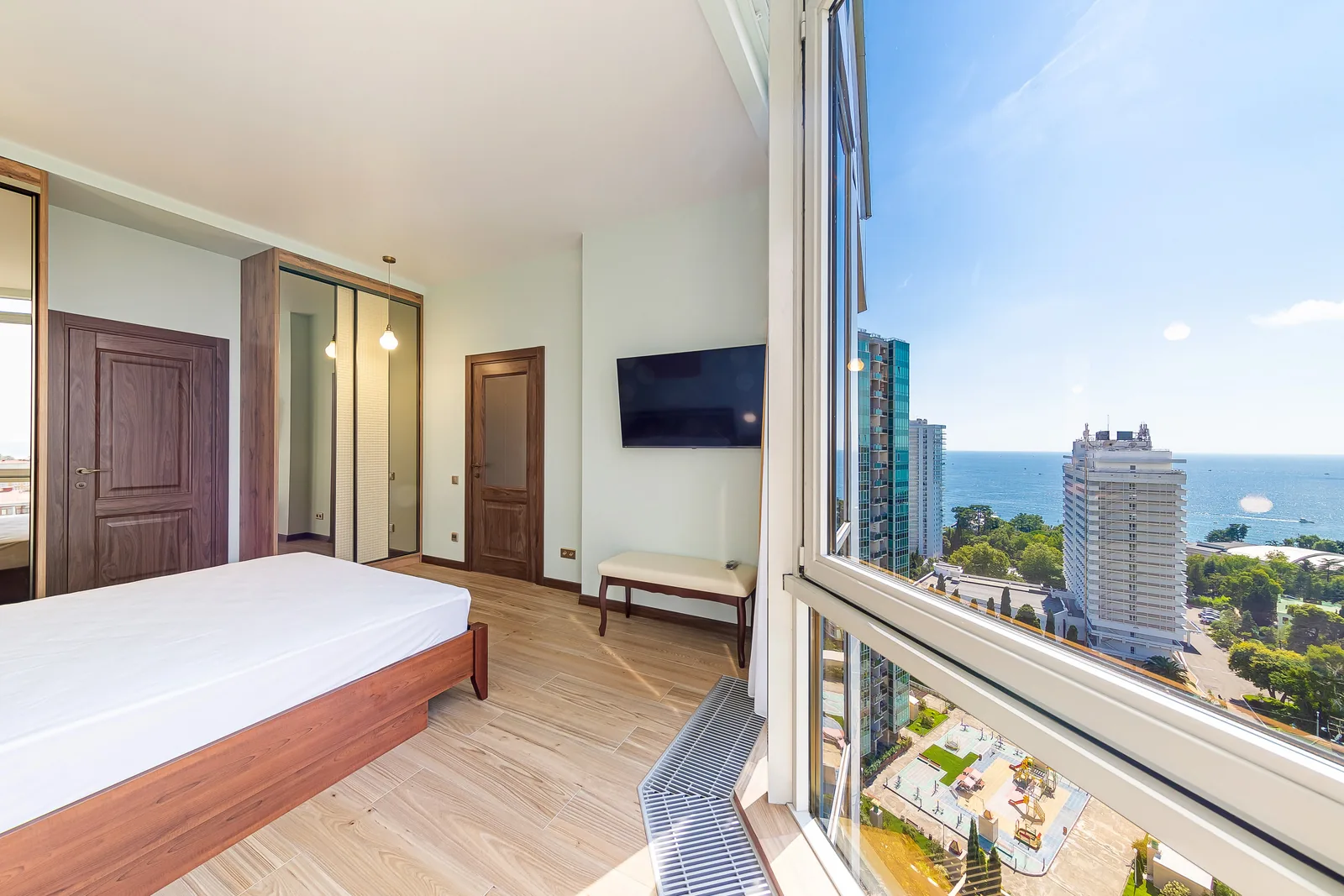 Квартира 100 м², 3-комн., микрорайон Светлана, Сочи – фото 13