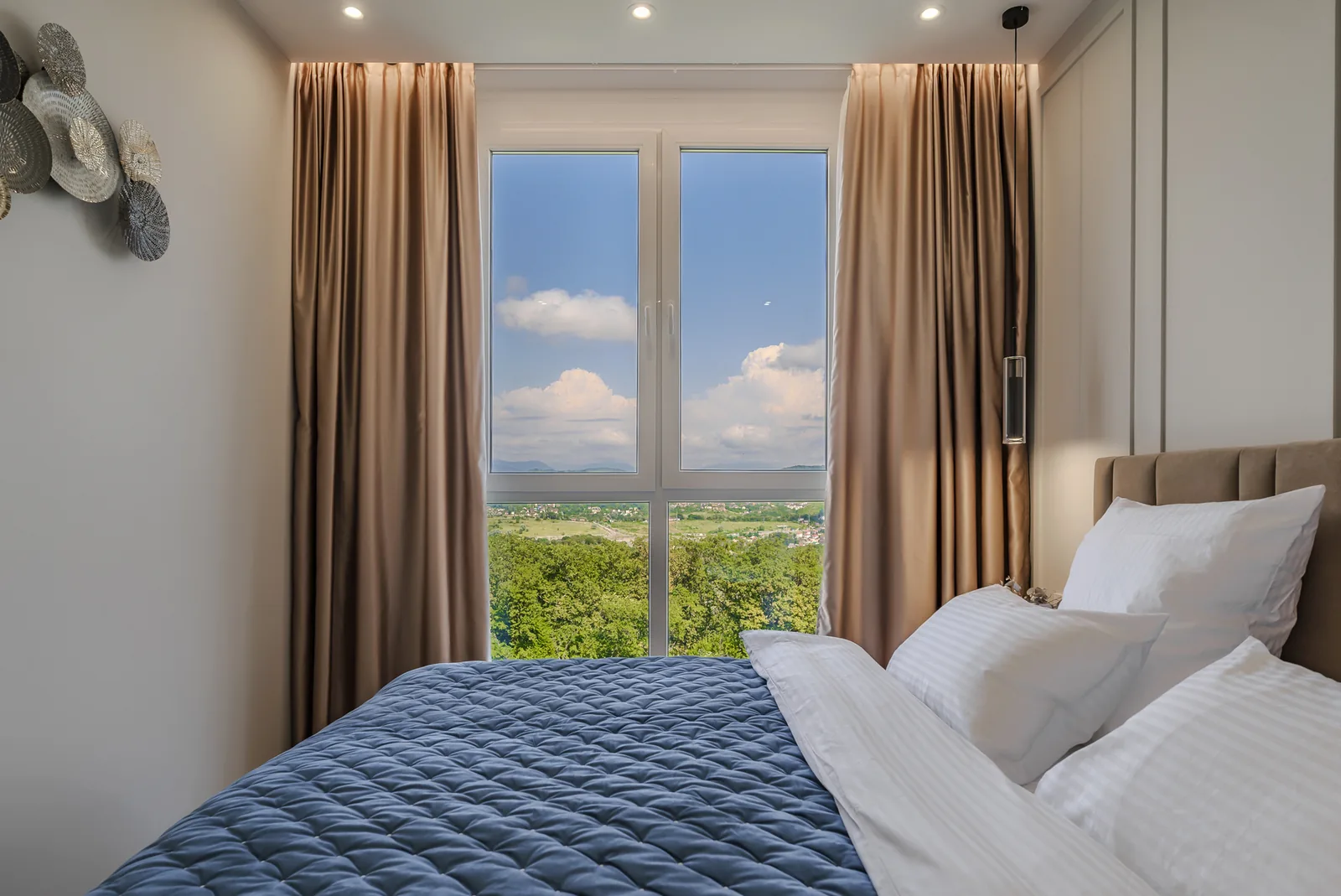 Квартира 37 м², 2-комн., Меркато, Сочи