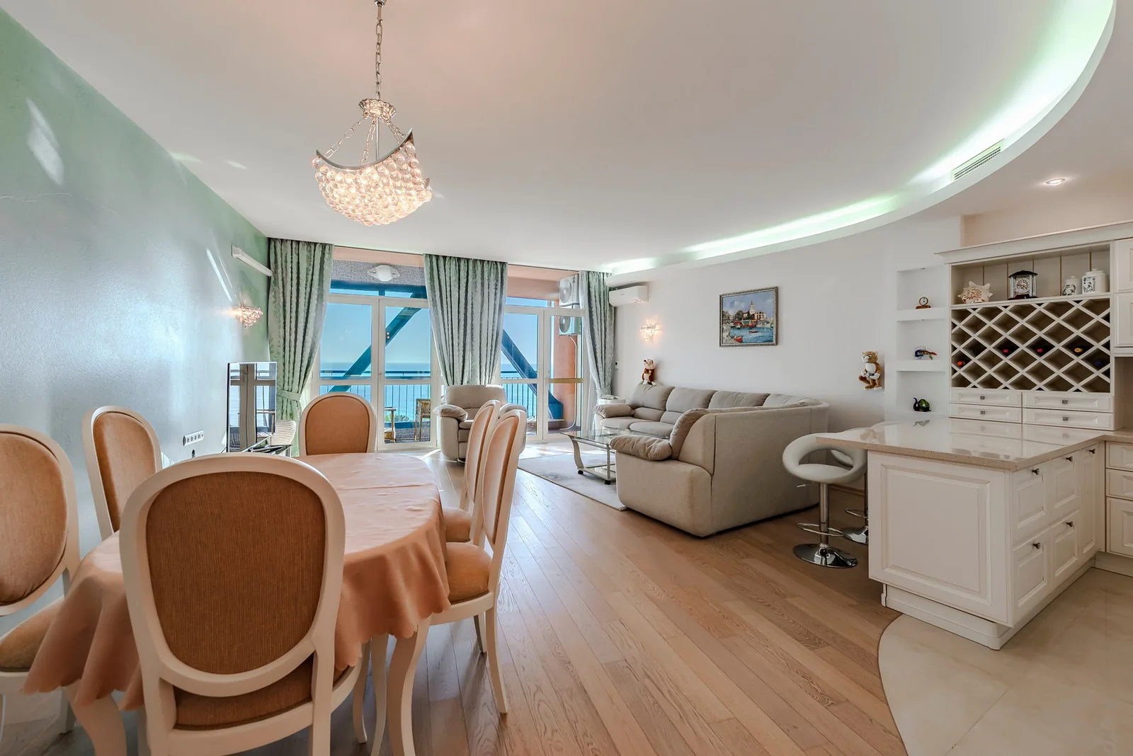 Квартира 130 м², 4+ комн., Новая Александрия, Сочи