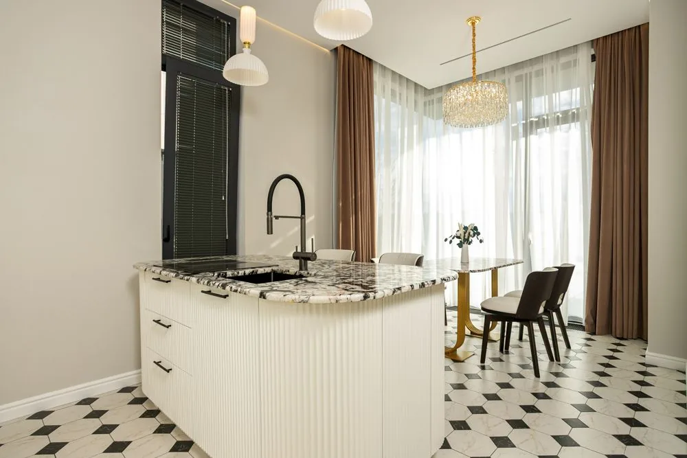 Дом 300 м², участок 6 соток, Хостинский район, Сочи – фото 16
