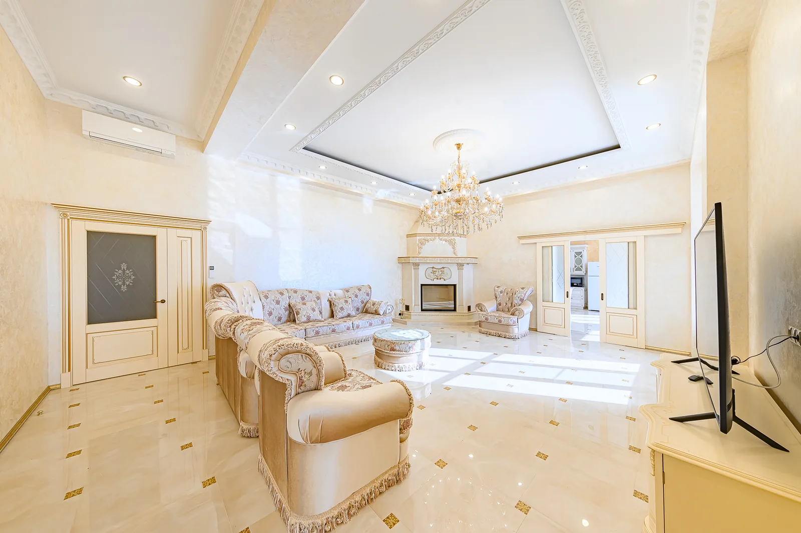 Дом 1500 м², участок 33 сотки, Хостинский район, Сочи – фото 8