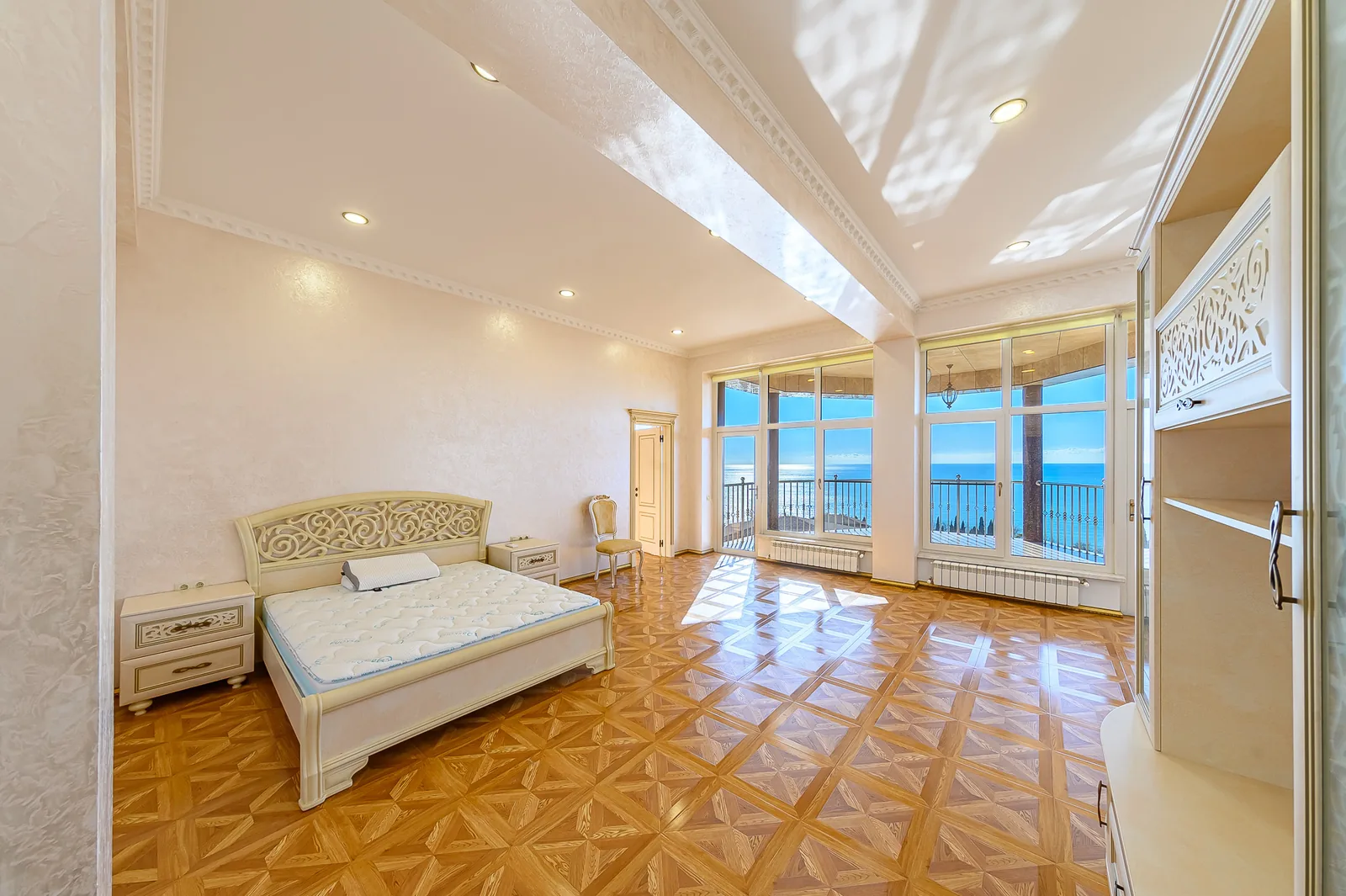 Дом 1500 м², участок 33 сотки, Хостинский район, Сочи – фото 18