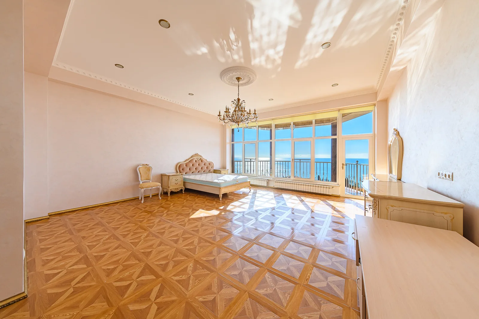 Дом 1500 м², участок 33 сотки, Хостинский район, Сочи – фото 21
