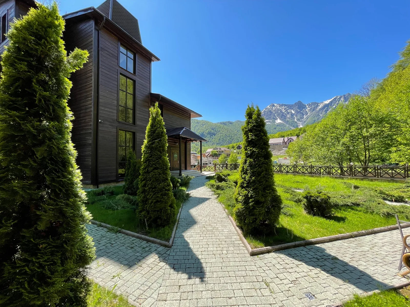 Дом 1200 м², участок 30 соток, Красная Поляна, Сочи – фото 10